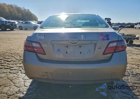 2007 Toyota Camry Ce z USA, uszkodzony, nr VIN 4T1BE46K17U554818